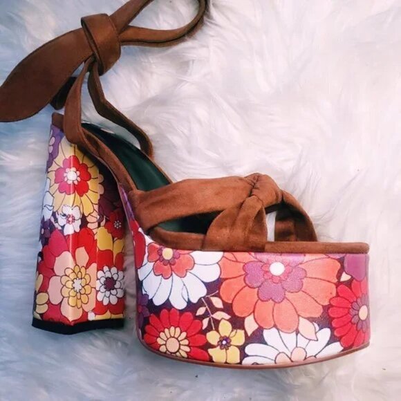 SOLD OUT - Picture 7 of 8